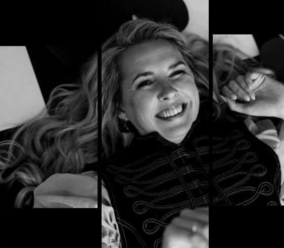 Talitha lachend paneel 1